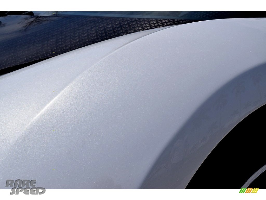 2008 Veyron 16.4 Mansory Linea Vivere - Pearl Metallic / White photo #30 2008 Veyron 16.4 Mansory Linea Vivere - Pearl Metallic / White photo #30
