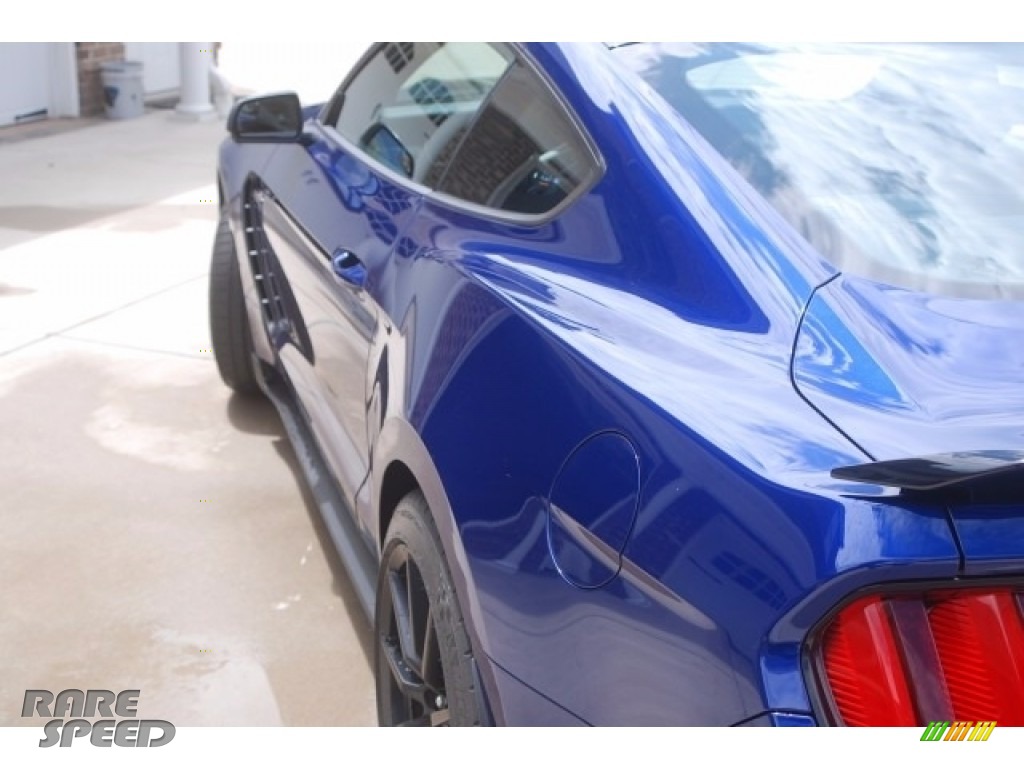 2016 Mustang Shelby GT350 - Deep Impact Blue Metallic / Ebony photo #3
