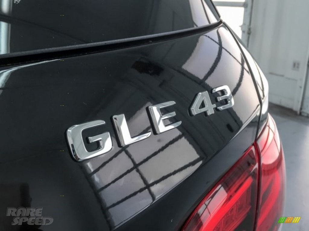 2018 GLE 43 AMG 4Matic - Obsidian Black Metallic / Black photo #7