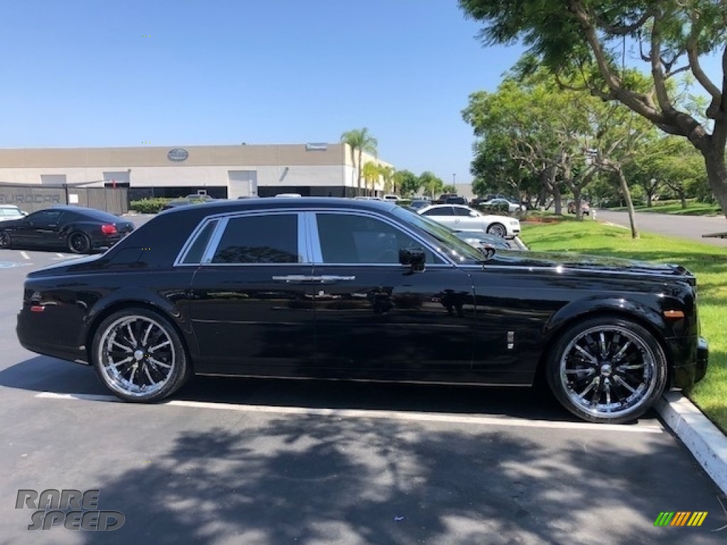 Black / Black Rolls-Royce Phantom 