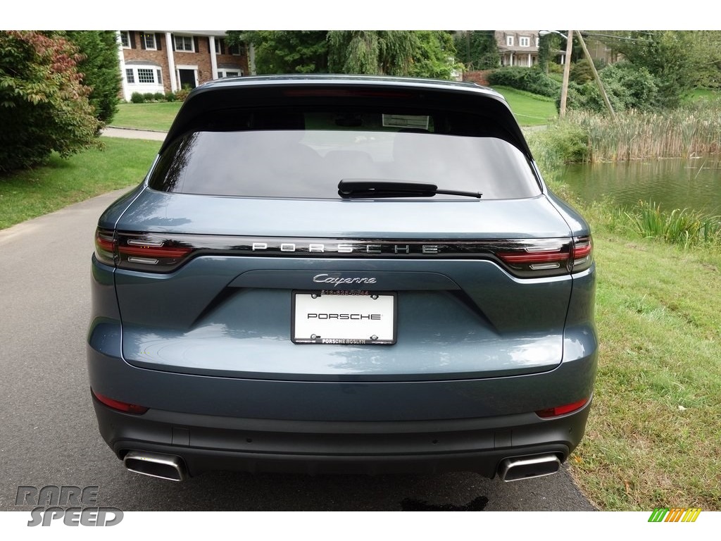 2019 Cayenne - Biscay Blue Metallic / Black photo #5 2019 Cayenne - Biscay Blue Metallic / Black photo #5