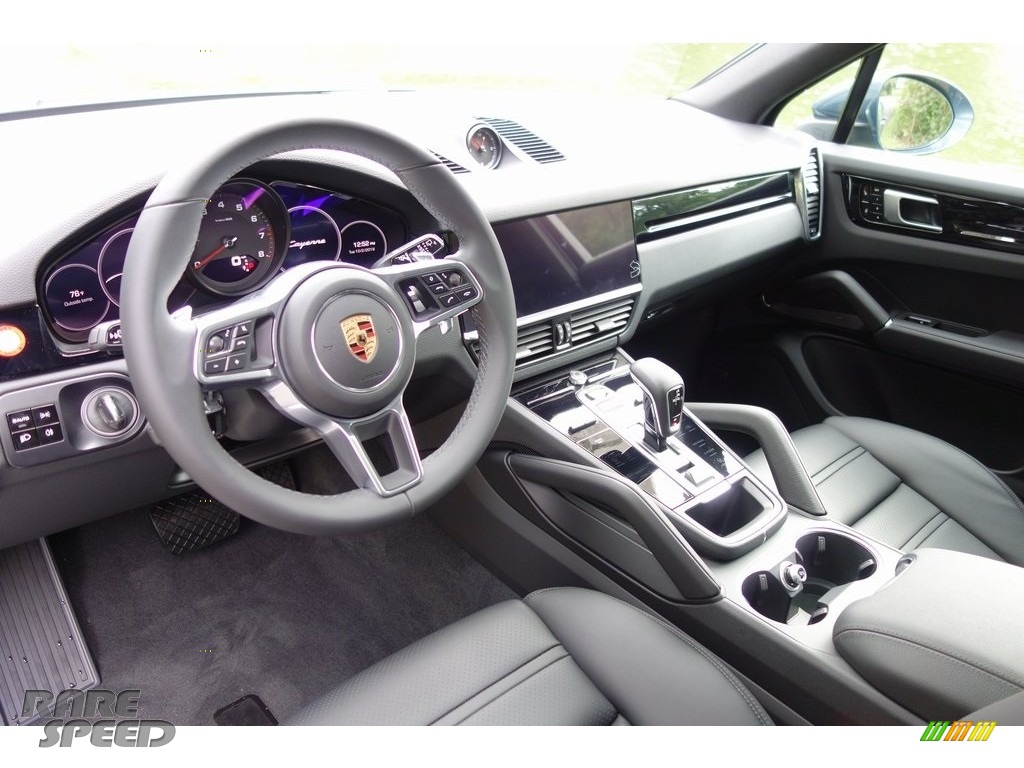 2019 Cayenne - Biscay Blue Metallic / Black photo #10 2019 Cayenne - Biscay Blue Metallic / Black photo #10