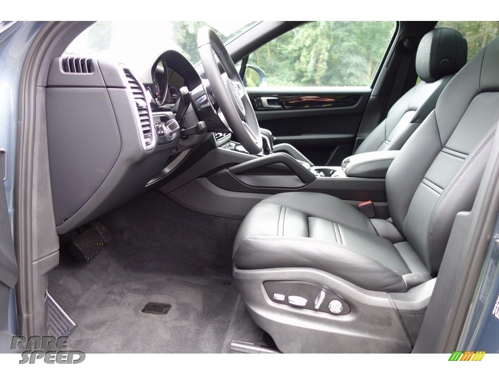 2019 Cayenne - Biscay Blue Metallic / Black photo #12 2019 Cayenne - Biscay Blue Metallic / Black photo #12