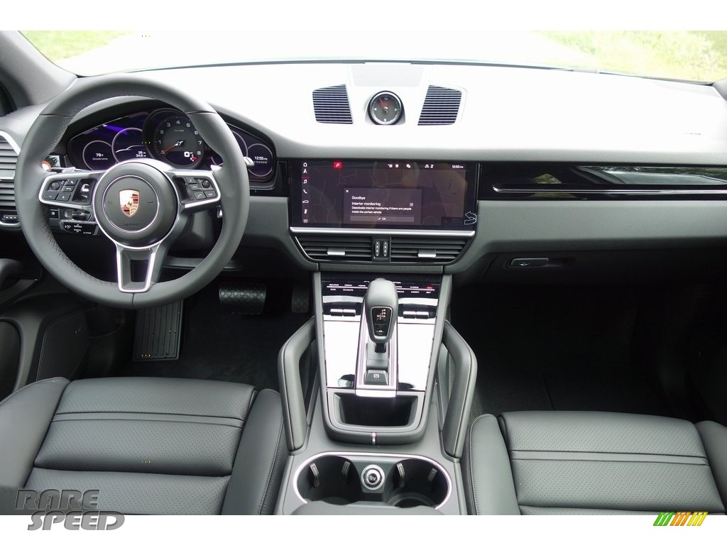 2019 Cayenne - Biscay Blue Metallic / Black photo #14 2019 Cayenne - Biscay Blue Metallic / Black photo #14