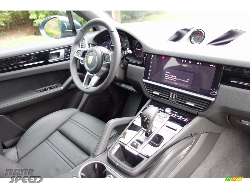 2019 Cayenne - Biscay Blue Metallic / Black photo #17 2019 Cayenne - Biscay Blue Metallic / Black photo #17