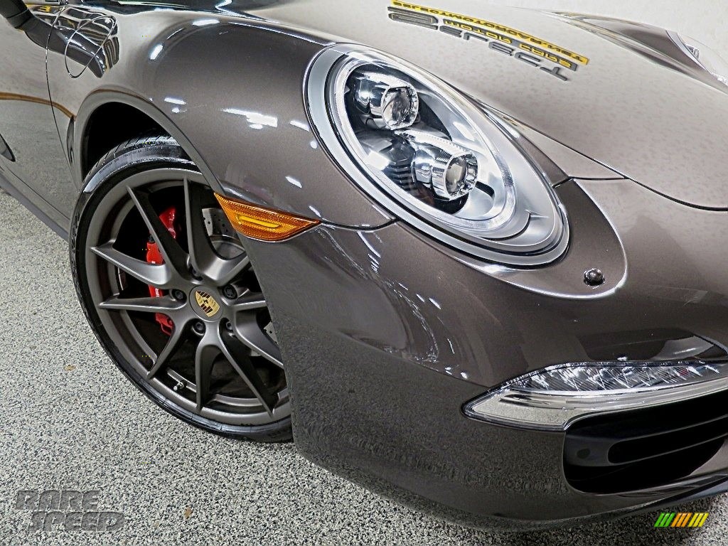 2014 911 Carrera 4S Coupe - Anthracite Brown Metallic / Carrera Red Natural Leather photo #6
