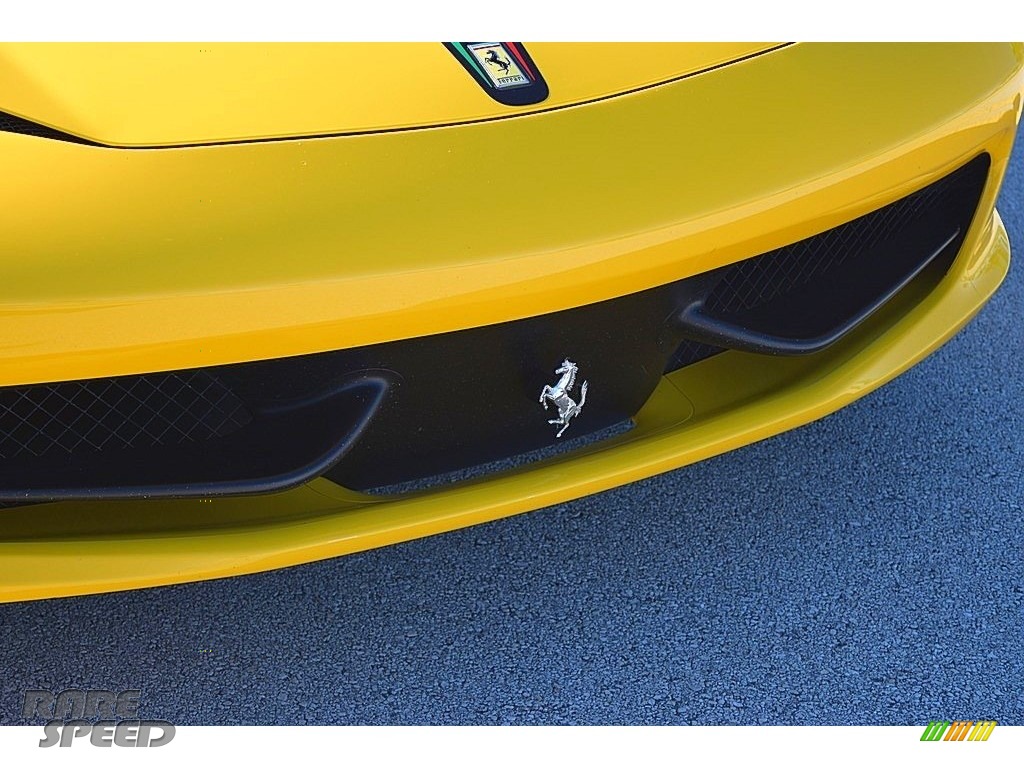 2013 458 Spider - Giallo Modena (Yellow) / Nero photo #18