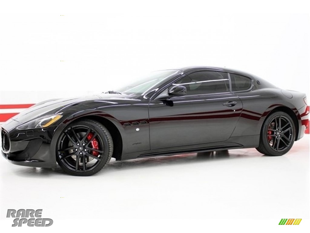 Nero (Black) / Nero Maserati GranTurismo Sport Coupe