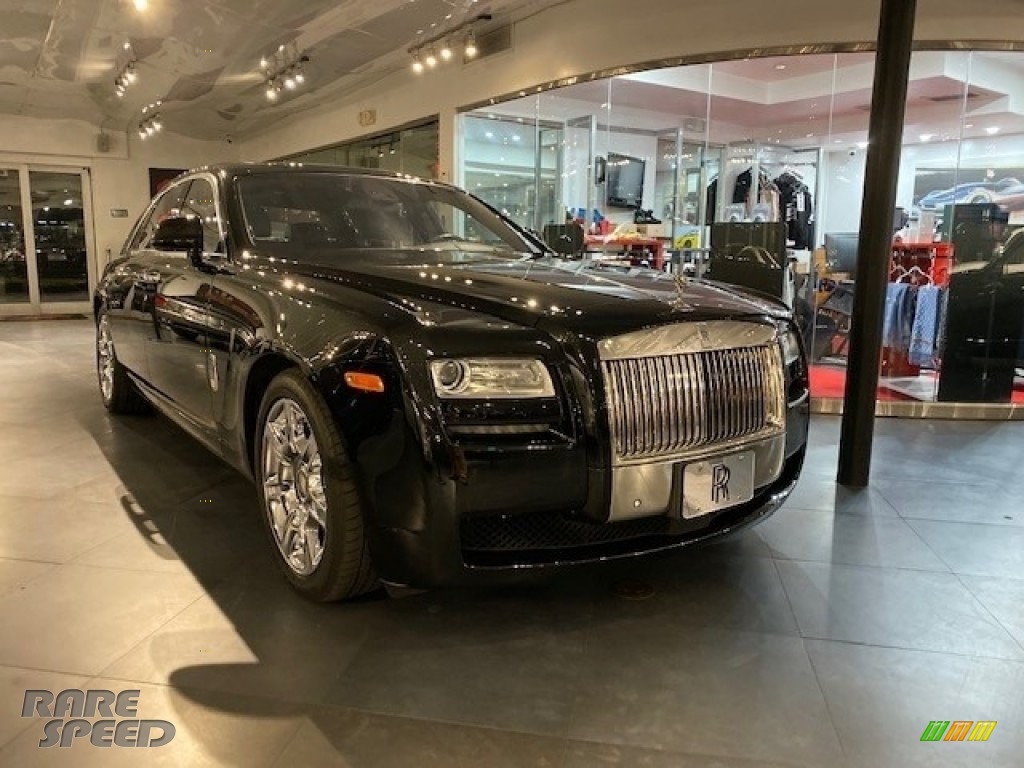 Diamond Black / Black Rolls-Royce Ghost 