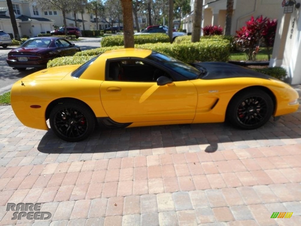 2001 Corvette Z06 - Milliennium Yellow / Black photo #1