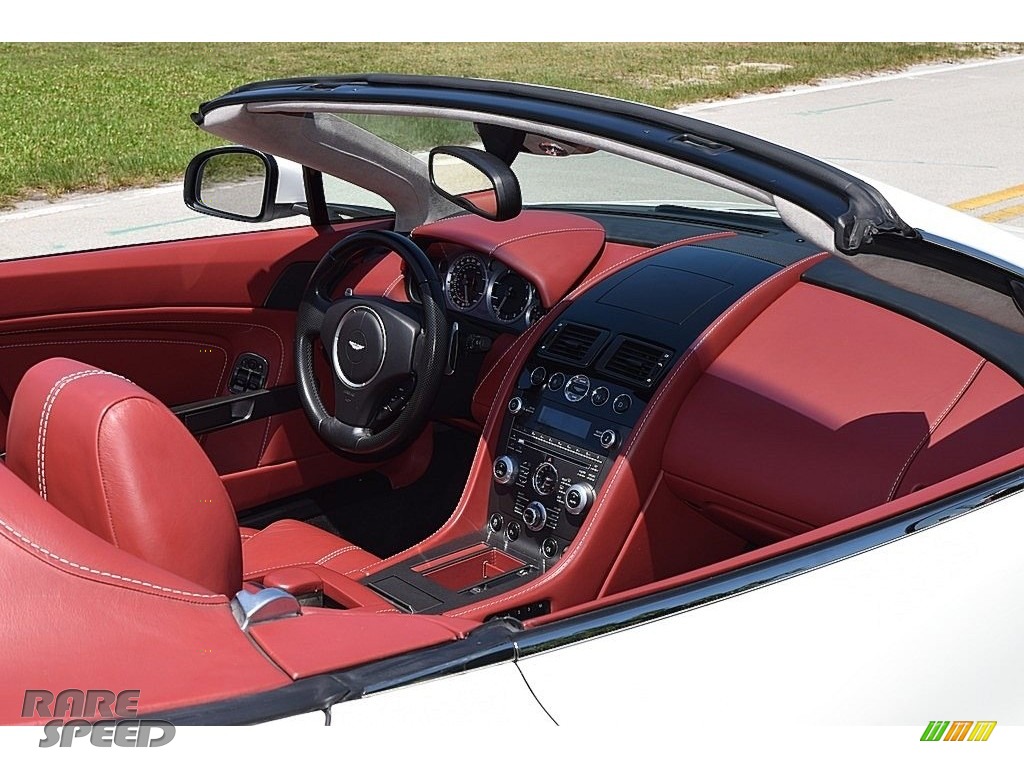 2012 V8 Vantage Roadster - Stratus White / Chancellor Red photo #35