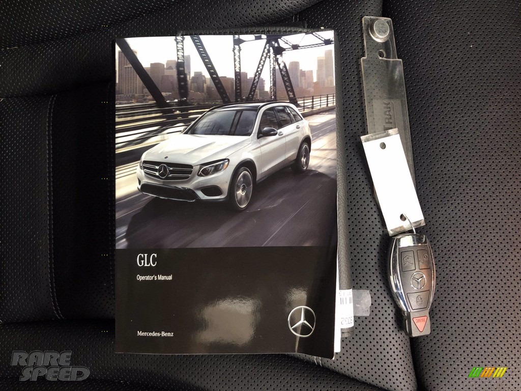 2018 GLC AMG 43 4Matic - Iridium Silver Metallic / Black photo #37