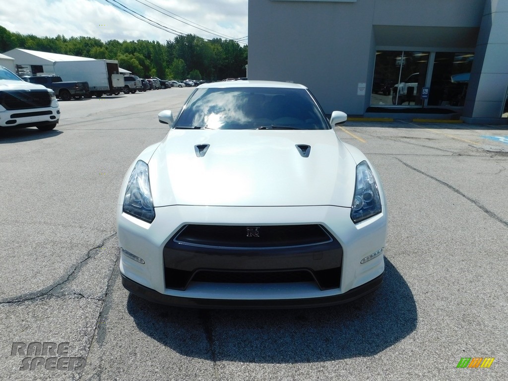 2014 GT-R Premium - Pearl White / Black Leather/Synthetic Suede photo #5