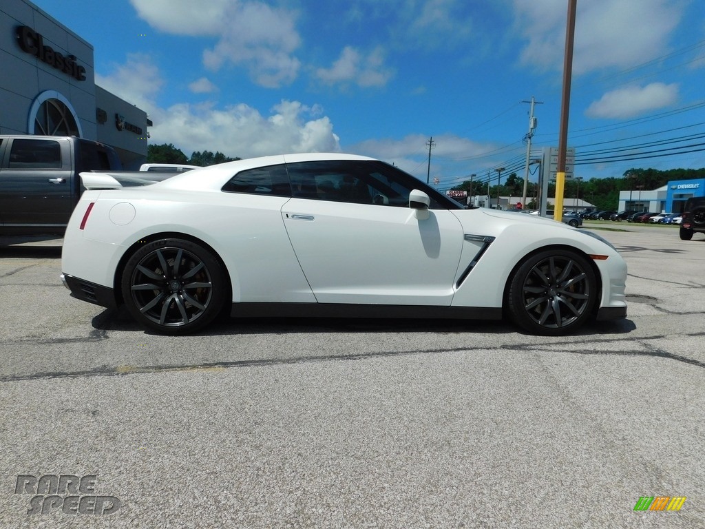 2014 GT-R Premium - Pearl White / Black Leather/Synthetic Suede photo #8
