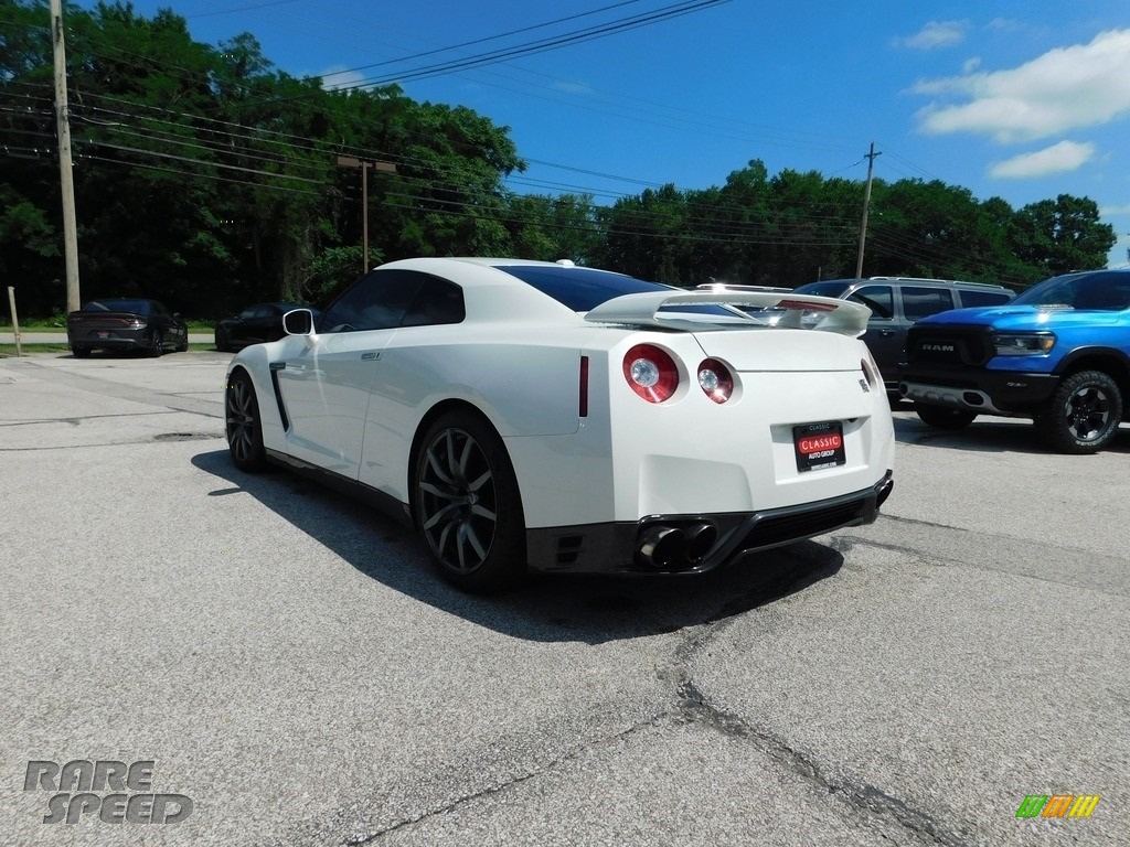 2014 GT-R Premium - Pearl White / Black Leather/Synthetic Suede photo #9
