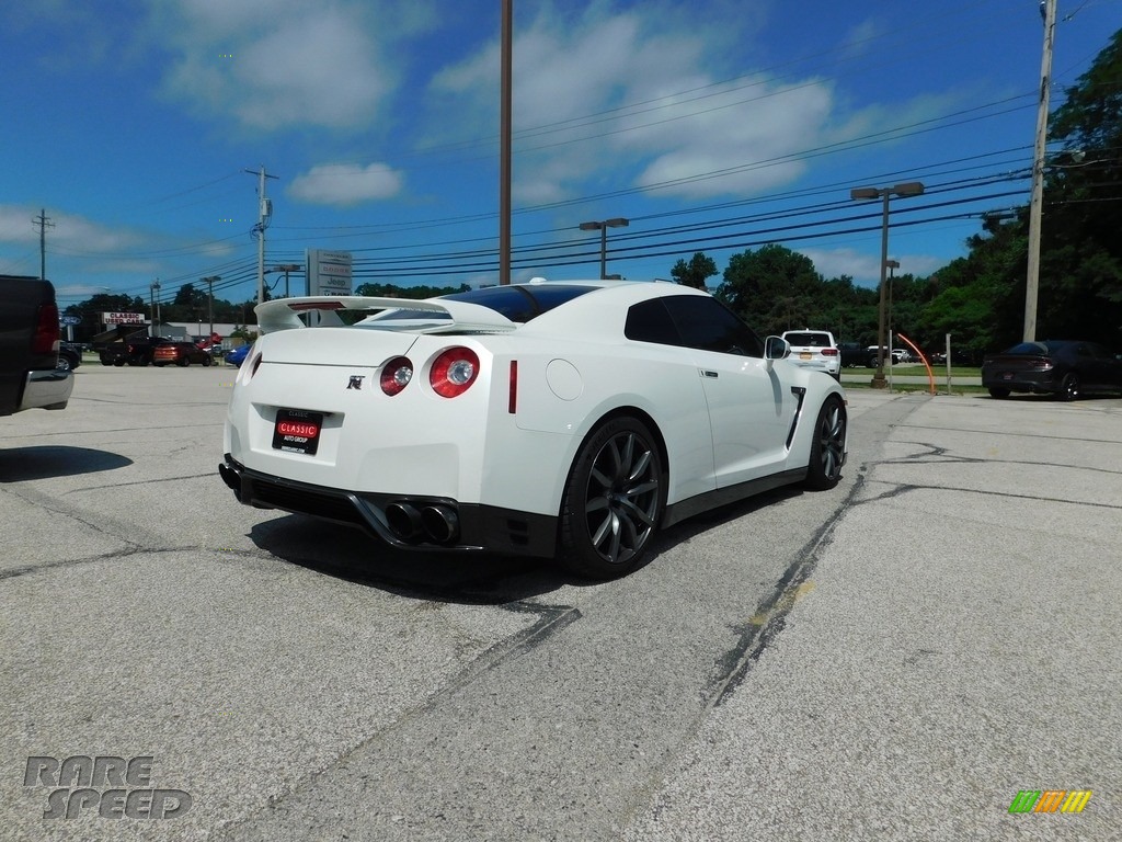 2014 GT-R Premium - Pearl White / Black Leather/Synthetic Suede photo #11