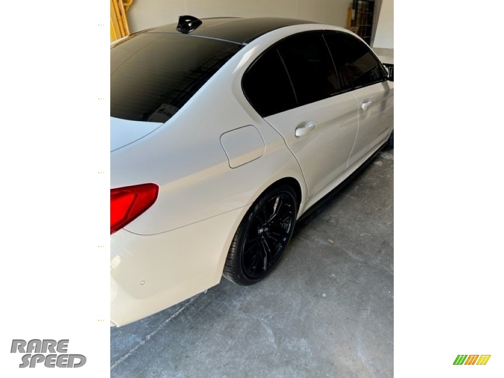 2019 M5 Sedan - Alpine White / Black photo #12