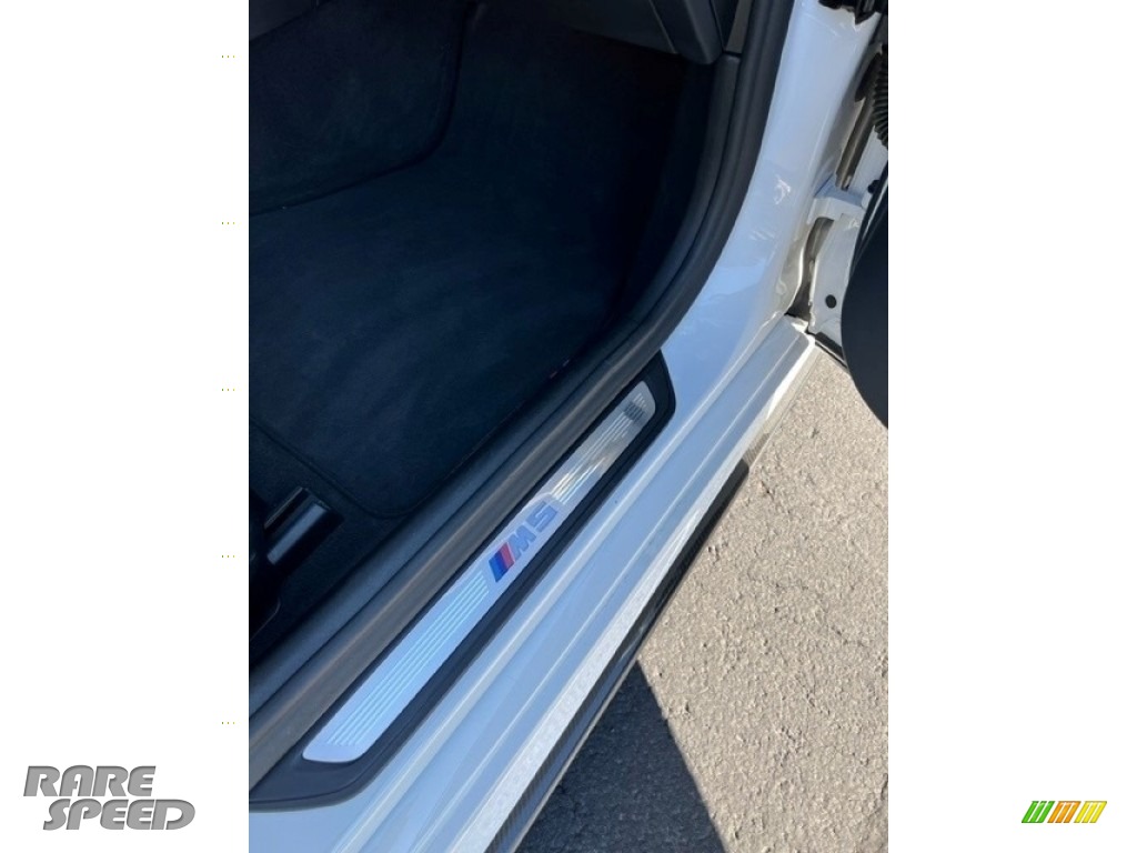 2019 M5 Sedan - Alpine White / Black photo #15