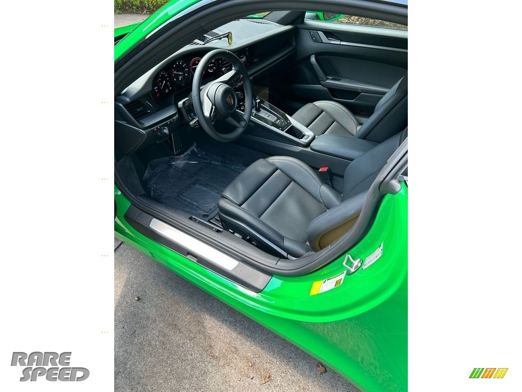 2023 911 Carrera Coupe - Python Green / Black photo #4