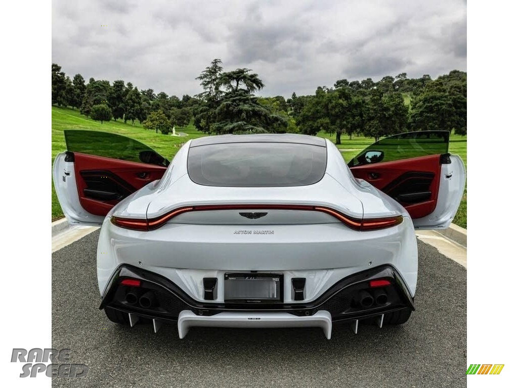 2019 Vantage Coupe - Clubsport White / Chancellor Red photo #24