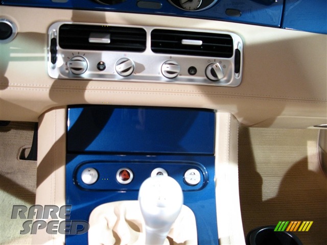 2002 Z8 Roadster - Topaz Blue / Crema photo #10