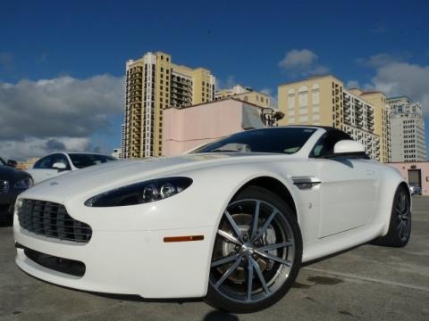 Stratus White 2011 Aston Martin V8 Vantage Roadster