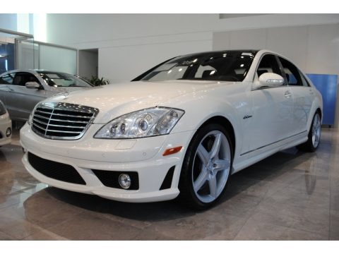 Arctic White 2009 Mercedes-Benz S 63 AMG Sedan