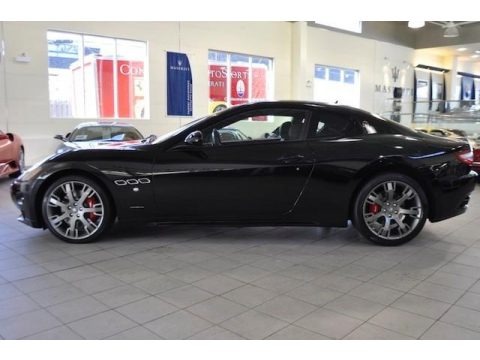 Nero (Black) 2009 Maserati GranTurismo S Nero (Black) 2009 Maserati GranTurismo S