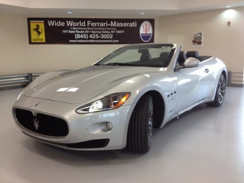 Grigio Touring (Silver) 2012 Maserati GranTurismo Convertible GranCabrio Grigio Touring (Silver) 2012 Maserati GranTurismo Convertible GranCabrio