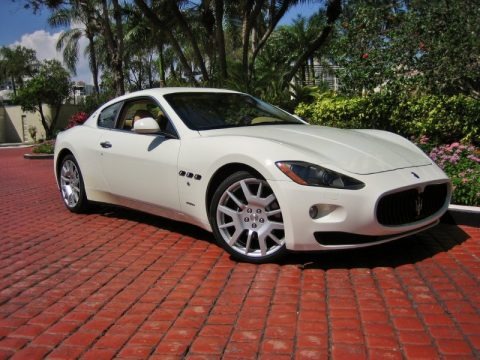 Bianco (White) 2008 Maserati GranTurismo Bianco (White) 2008 Maserati GranTurismo