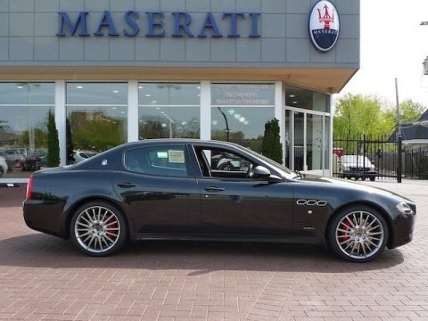 Nero Carbonio (Black Metallic) 2012 Maserati Quattroporte Sport GT S Nero Carbonio (Black Metallic) 2012 Maserati Quattroporte Sport GT S