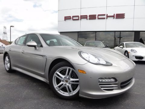 Platinum Silver Metallic 2011 Porsche Panamera 4