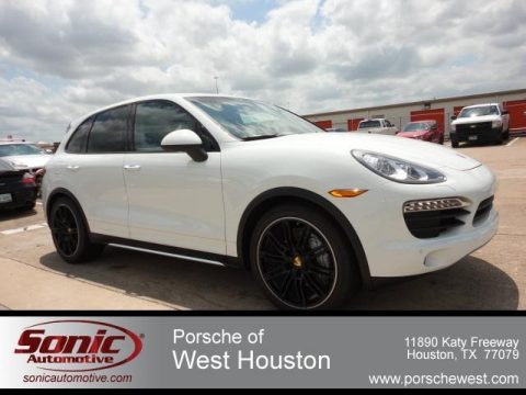 White 2012 Porsche Cayenne S White 2012 Porsche Cayenne S