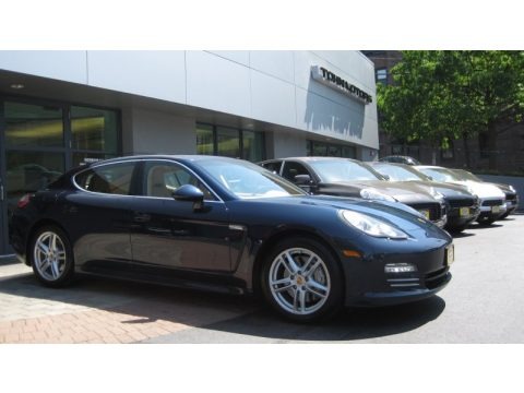 Dark Blue Metallic 2010 Porsche Panamera 4S