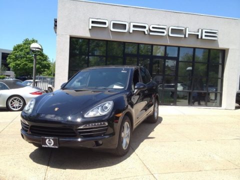 Black 2011 Porsche Cayenne S Black 2011 Porsche Cayenne S